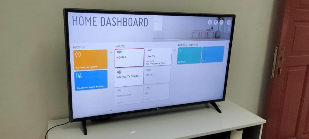 Jual Smart Tv Lg 43 Inch Full Hd Elektronik Tv Perlengkapan Hiburan Di Carousell