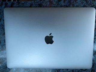 MacBook Pro 13 inch 2018 Touch Bar with Box (1)