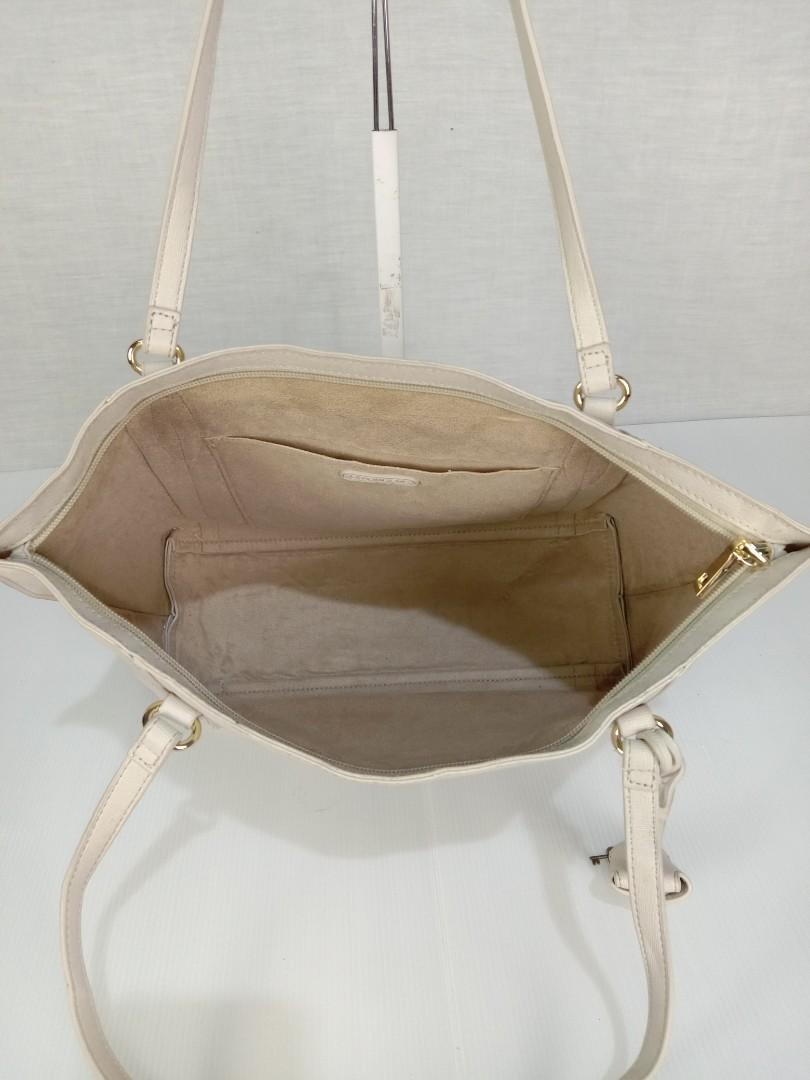 Opaque Clip Handbag Luxury Bags Wallets On Carousell Opaque Clip Handbag Luxury Bags Wallets On Carousell