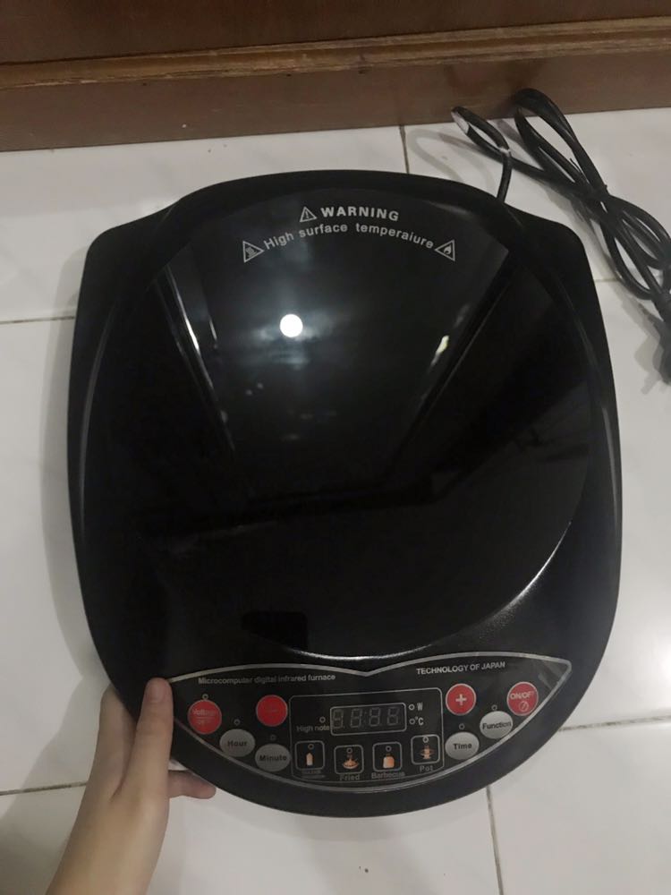 (REPRICE) Ceramic Hot Plate, Electric Stove, HotPot Kompor elektrik listrik on Carousell