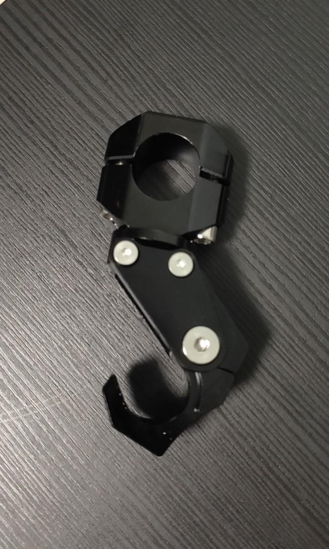 Solid Hook (Category: Motorcycle Accessories) located in Singapore. Submitted by firefox_fighter (Listing ID 1003046121, Image 3). Description: bought it wrong size. letting go at cost price, only 1 piece.