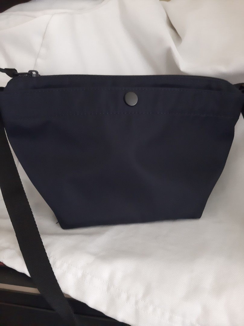 nylon mini shoulder bolsa uniqlo