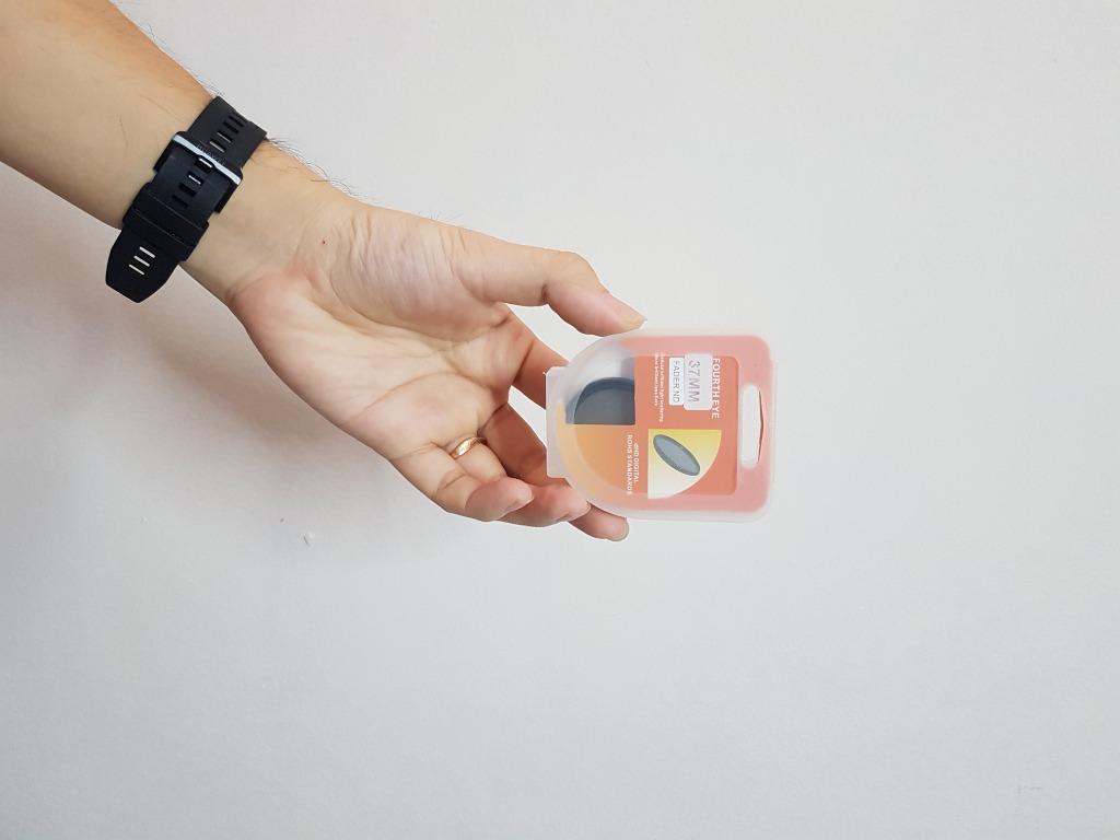Variable ND filter (37mm filter thread) (Category: Flashes) located in Singapore. Submitted by cupogostore (Listing ID 1002968685, Image 1). Description: Brand new variable ND filter (37mm filter thread) .