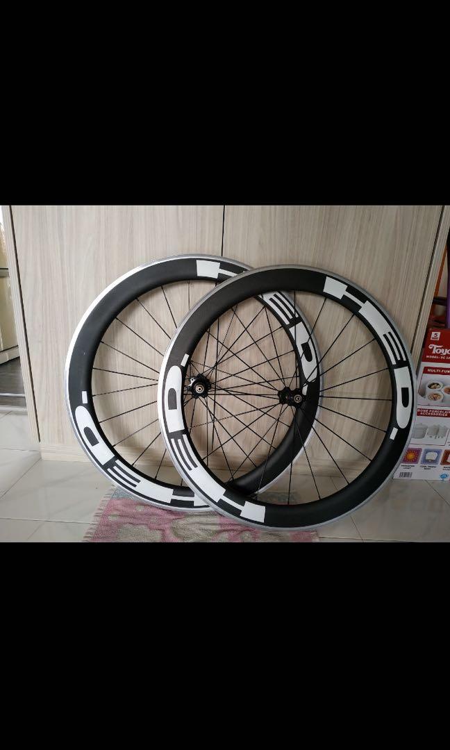 used carbon wheels