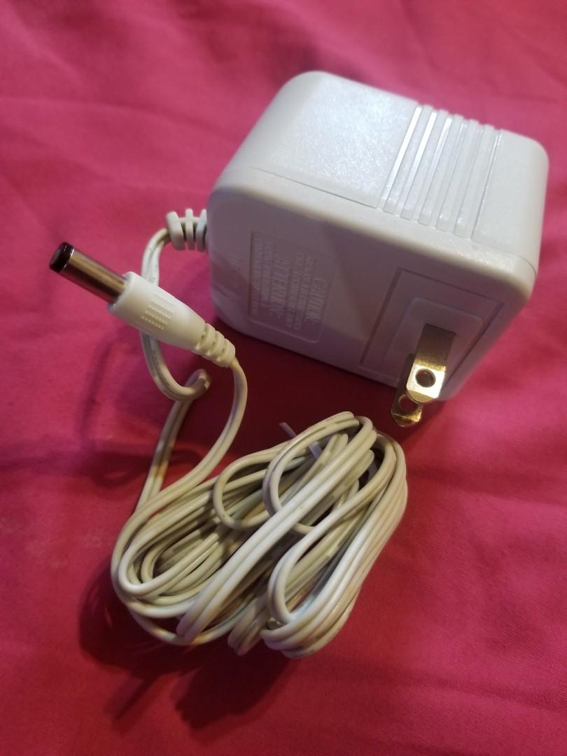 Ac adaptor 12volts 700mA (Category: Chargers) located in Dasmarinas. Submitted by d.lelis (Listing ID 1003089724, Image 1). Description: Ac adaptor universal use for replacement 110volts 120 volts output 12 volts 700 ma.