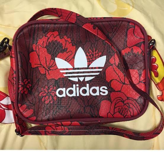 airliner clutch adidas
