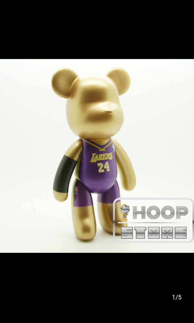 Kobe bryant bearbrick
