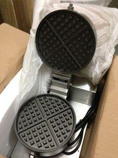 Belgian Waffle maker Round (Bnew with WRTY)