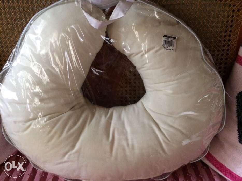 bloom nursing pillow