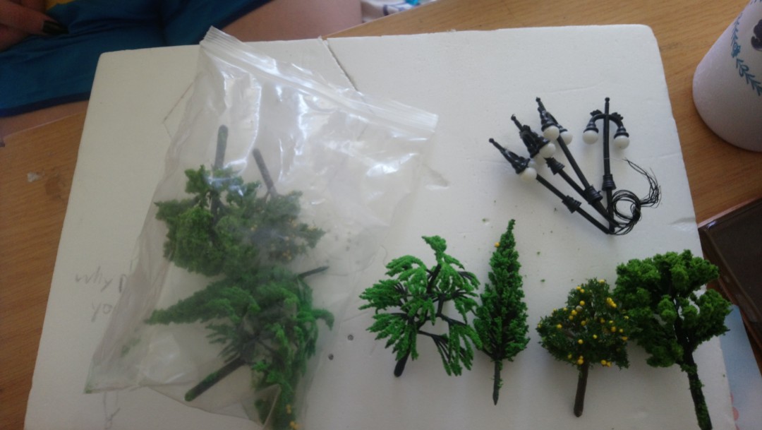 Fake trees and lights, Hobbies & Toys, Stationery & Craft, Craft