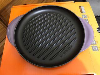 LE CREUSET 典藏雙耳圓烤盤（星河紫）