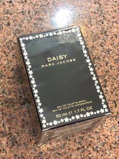 （分類：）位於 。 由 project.decluttering 提交（商品編號 1003165069，圖片 1）。簡介： 。