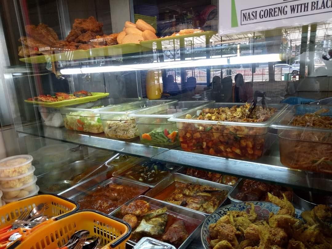 Nasi Padang / Nasi Sambal Goreng / Nasi Ayam Penyet / Nasi 