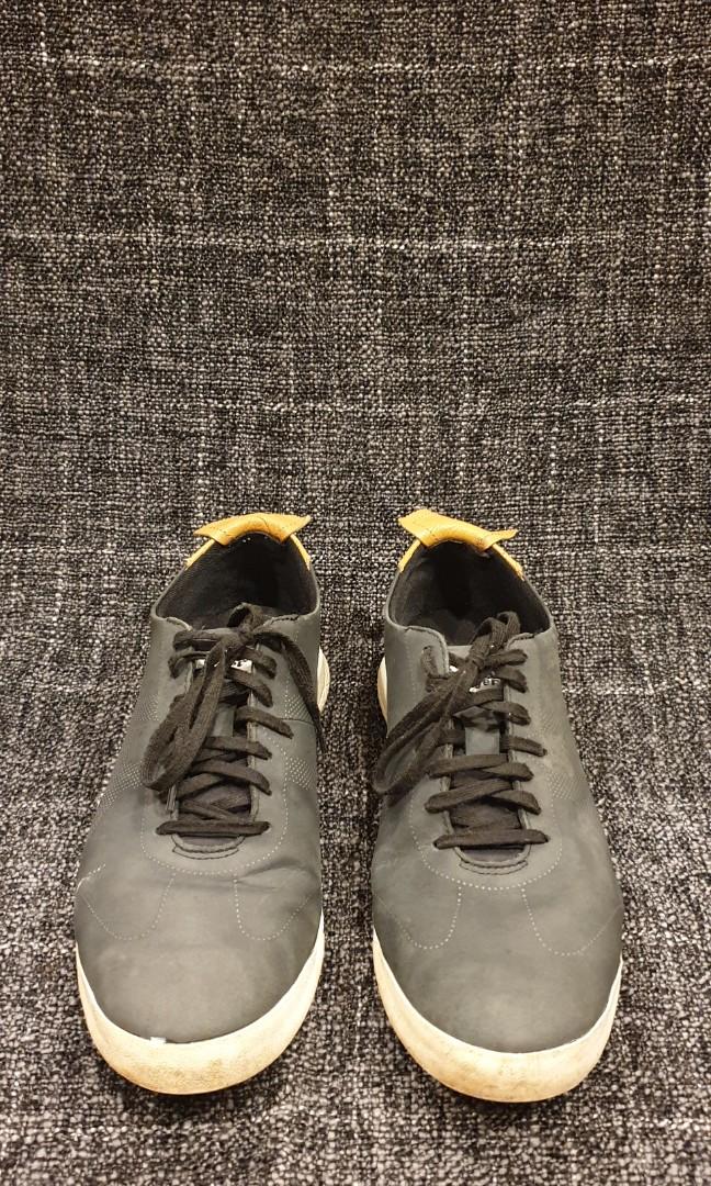 onitsuka tiger saeculi