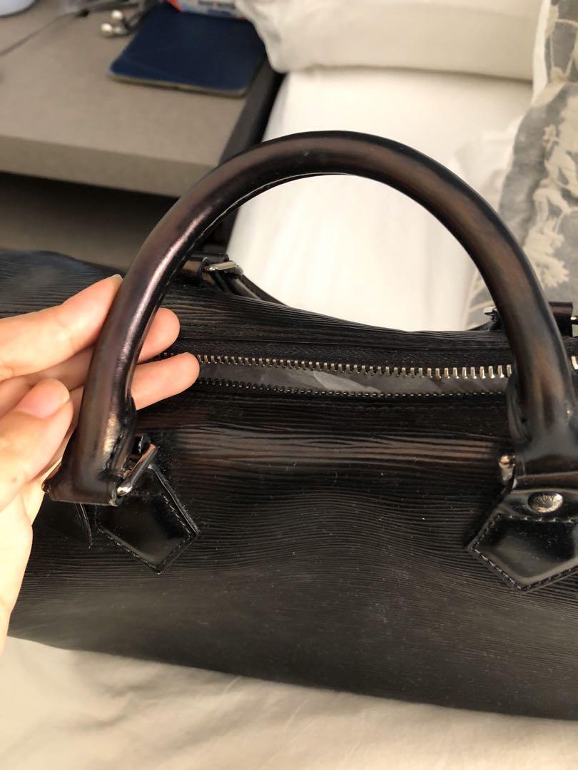 Louis Vuitton Epi Speedy 30 Black Leather Boston Bag VI0934 Vintage Good 