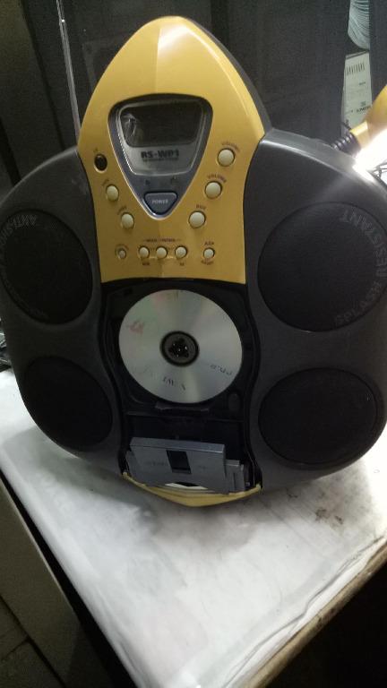 spaceship boombox (Category: Portable Music Players) located in Quezon City. Submitted by alvicph (Listing ID 1003121835, Image 1). Description: victor boombox, cd and tape not working, radio . as is where is, p up only 8812892 09192844778 243 banawe cor c3 qc. collectible vintage eto. .