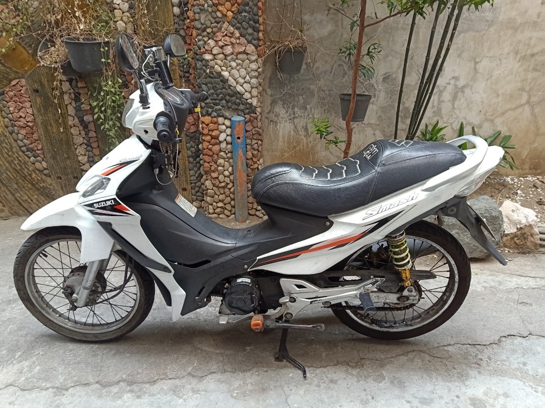 Suzuki, Motorbikes, Motorbikes for Sale on Carousell