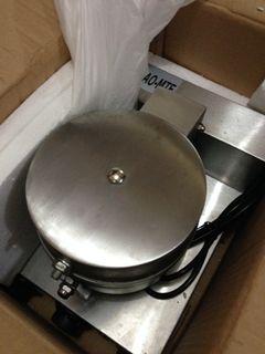 Waffle maker Machine Single or Double (Bnew WRTY)