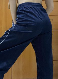 (Category: ) located in . Submitted by wigglytut (Listing ID 1003201973, Image 1). Description: .
