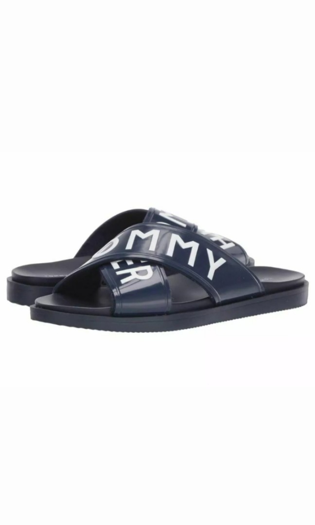 BNEW Tommy Hilfiger Sonyah Women's 