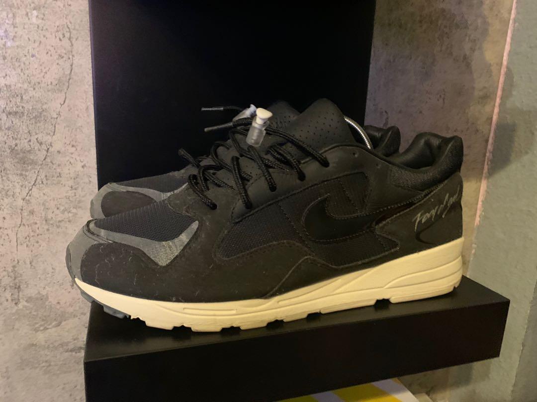 skylon nike fog