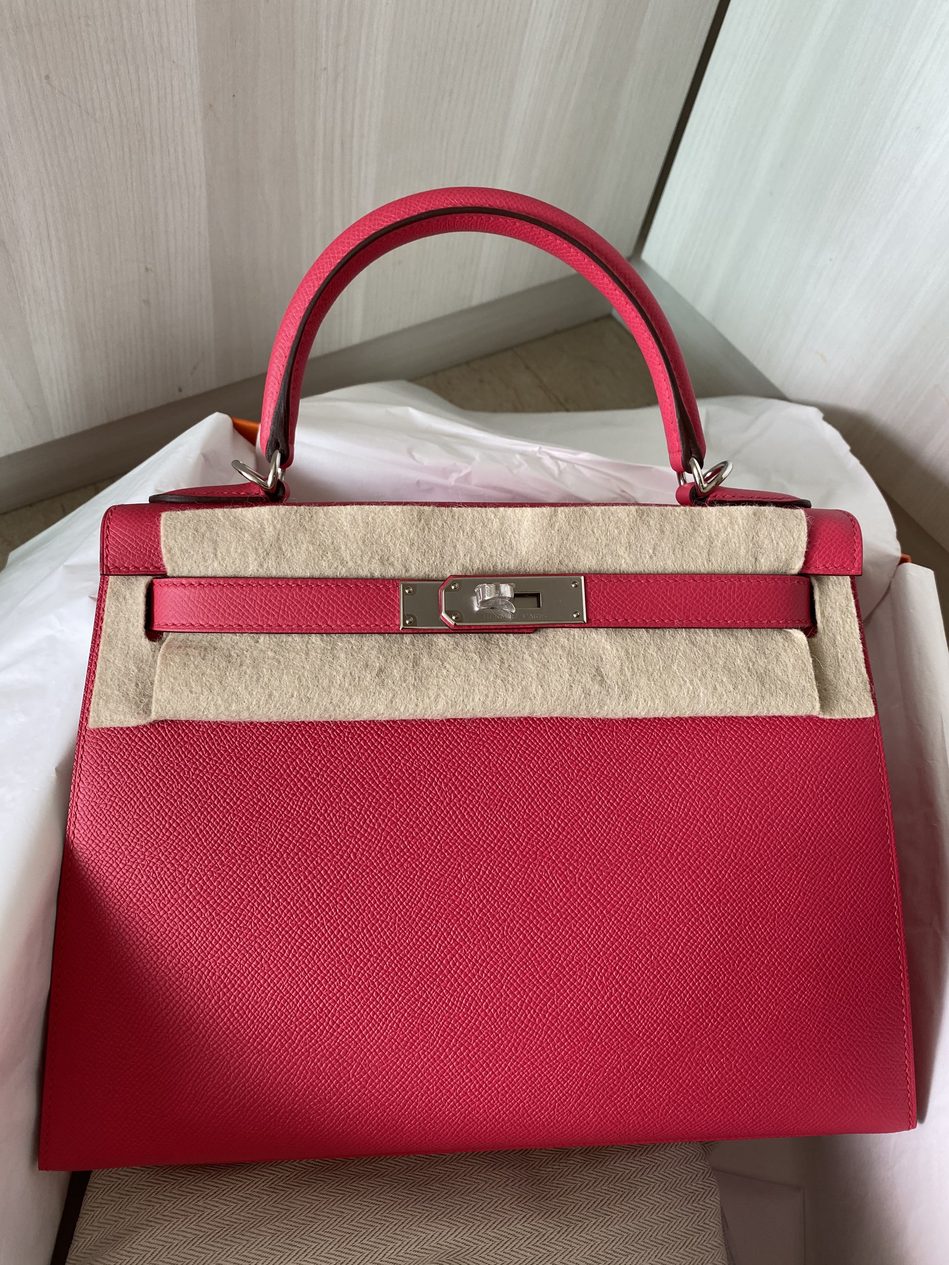 Hermes Kelly 28 Rose Extreme Clem PHW, Luxury, Bags & Wallets on Carousell