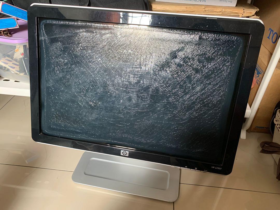 Led Screen Creck Video HP 19” LED screen (crack on the outer surface), Jobs, Part-time ...
