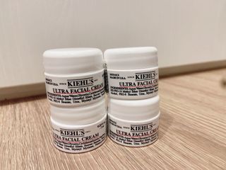 由 weivvv (刊登 ID 1003308886，圖片 1) 提交，位於 的 (類別：)，說明：。