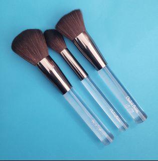 Opulent beauty brush set
