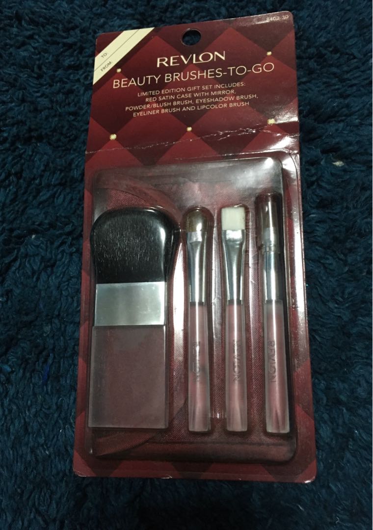 Now P200 Revlon Beauty Brushes To Go Set Beauty And Personal Care Face Makeup On Carousell 