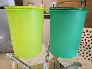 (Category: ) located in . Submitted by tupperwaremeletopss (Listing ID 1003428926, Image 1). Description: .