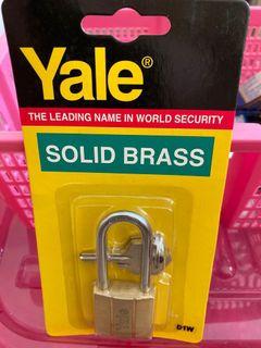 Yale D1W padlock