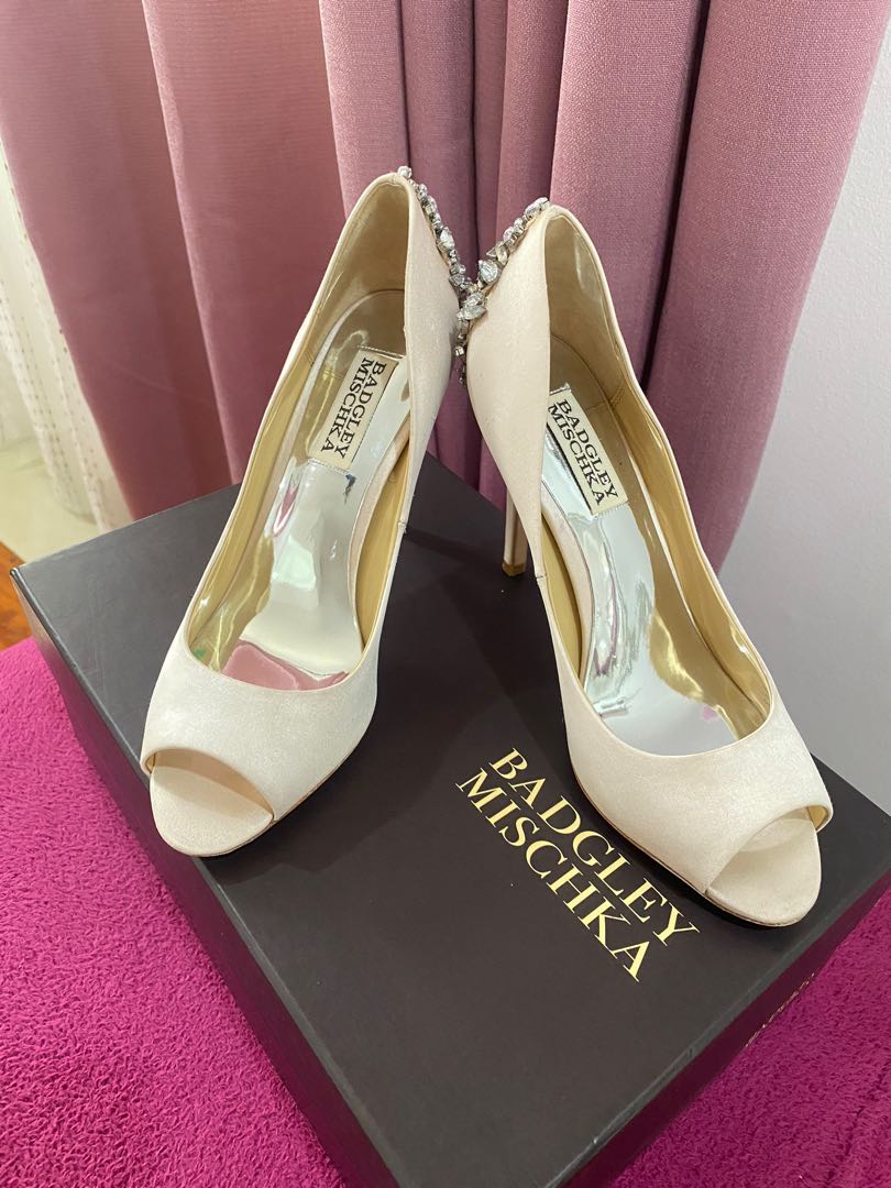 Badgley mischka nilla deals