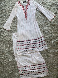 Baju Kurung Cotton Putih Merah On Carousell