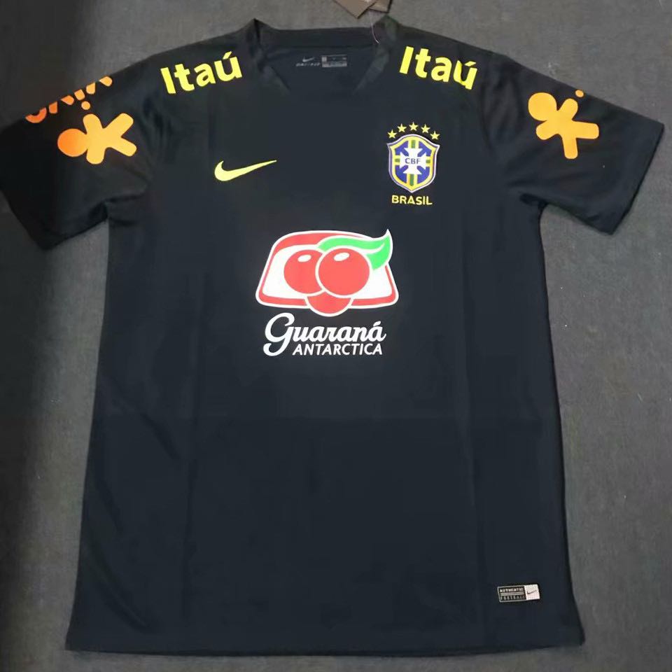 https://media.karousell.com/media/photos/products/2020/4/30/brazil_training_kit_jersey_202_1588233463_bcf7edf2.jpg
