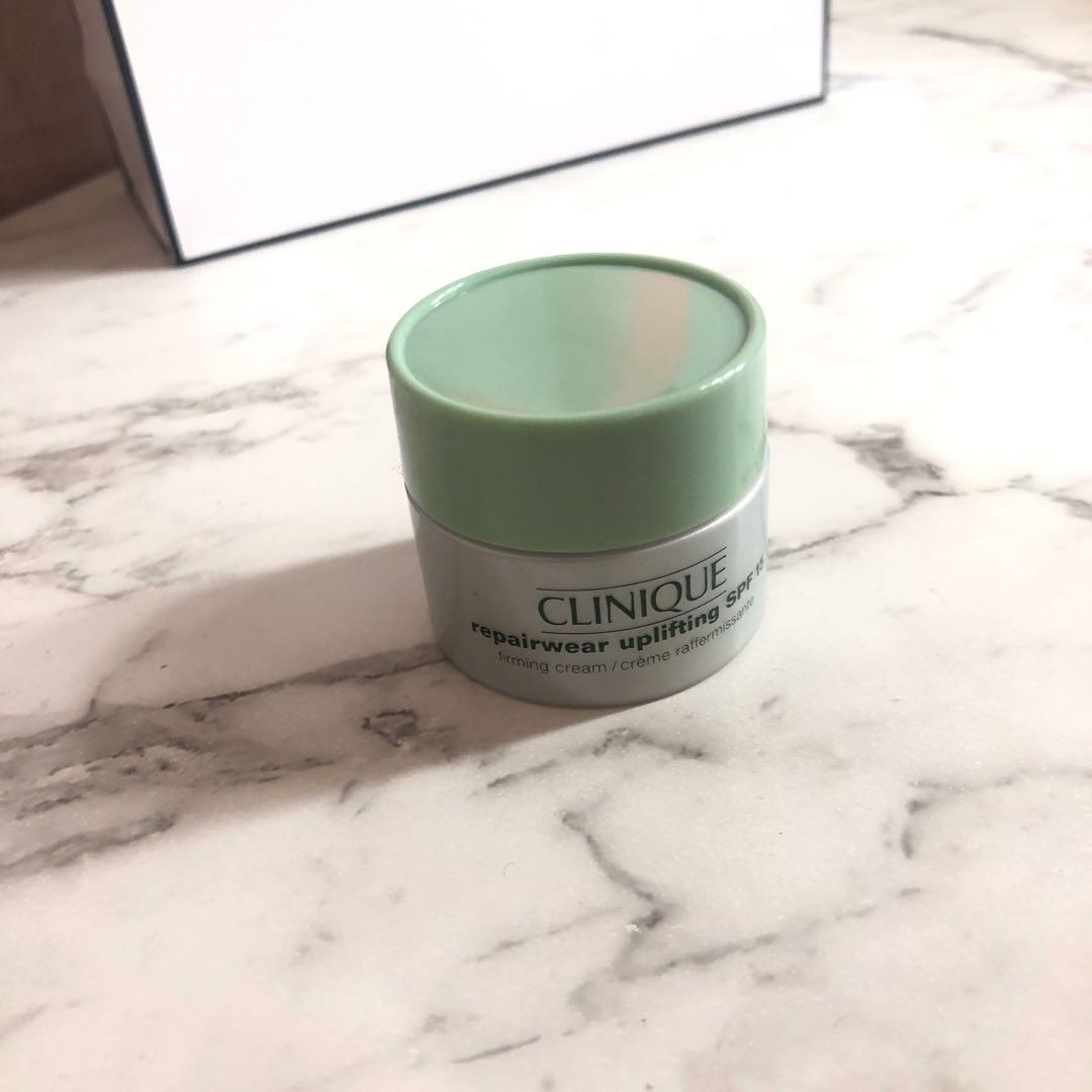 Clinique repairwear uplifting cream 7ml (Category: Skin, Bath & Body) located in Bronte. Submitted by luxecloset1 (Listing ID 1003482243, Image 1). Description: .