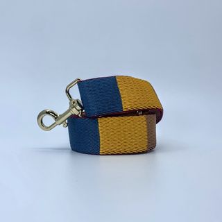 （分類：）位於 。 由 strapandlatch 提交（商品編號 1003519297，圖片 1）。簡介： 。