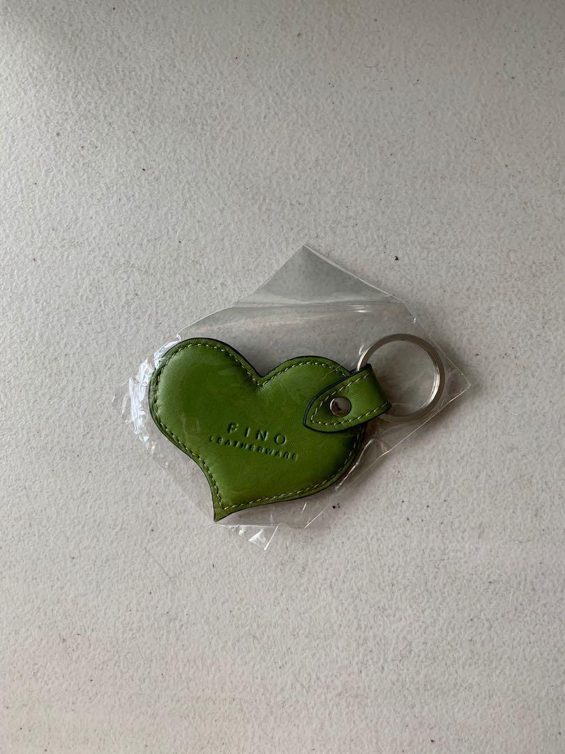 Fino leather heart keychain (Category: Purses & Pouches) located in Quezon City. Submitted by joyeusefille (Listing ID 1003488581, Image 1). Description: .