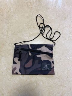 （分類：）位於 。 由 Eli_12 提交（商品編號 1003528082，圖片 1）。簡介： 。