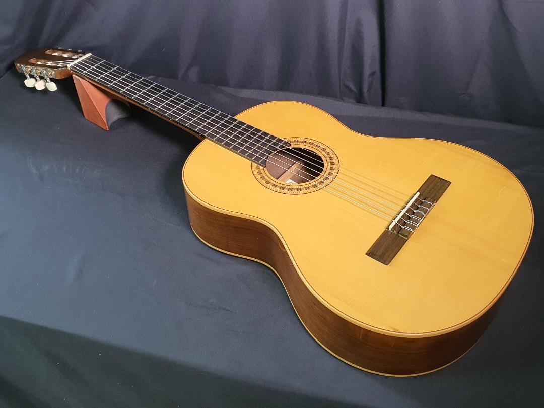 manuel rodriguez luthier