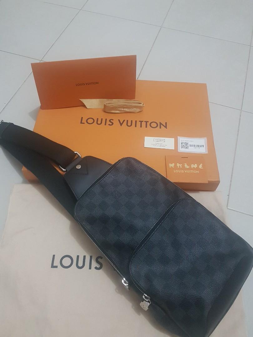 Avenue sling Louis Vuitton Bags for Men - Vestiaire Collective