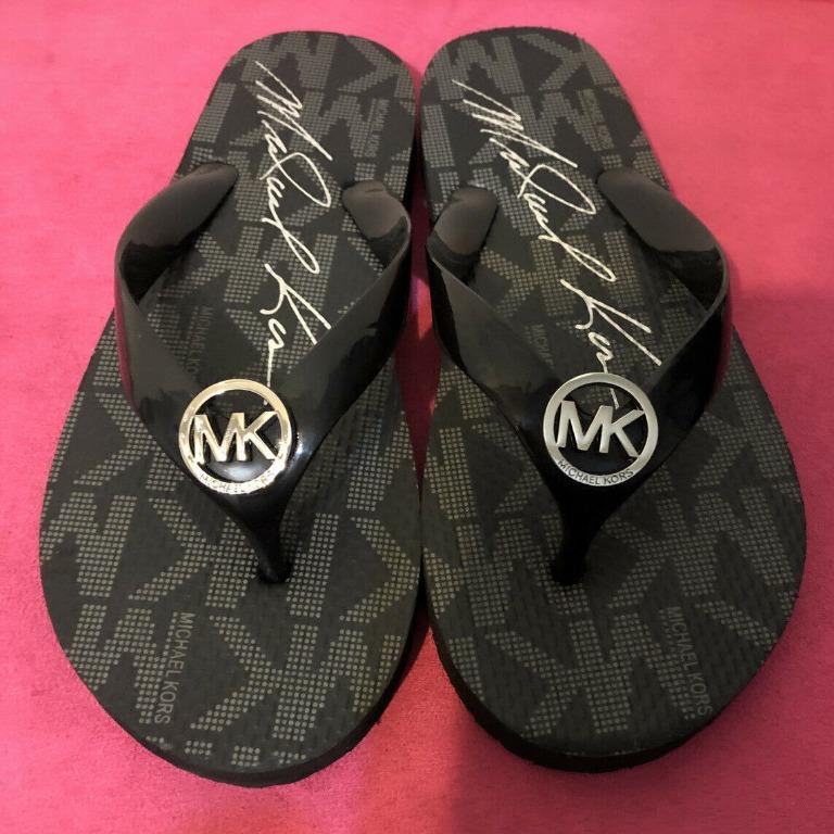 Michael kors flip flops size 6 shop