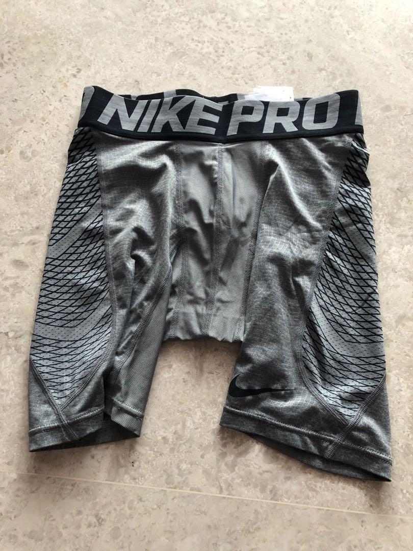 Nike Pro Compression Tights shorts DD1918-010 basketball, Men's Fashion,  Activewear on Carousell