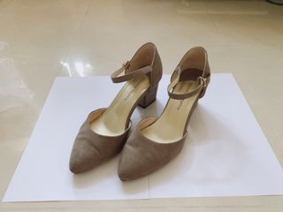 （分類：）位於 。 由 happysaleeee 提交（商品編號 1003561677，圖片 1）。簡介： 。
