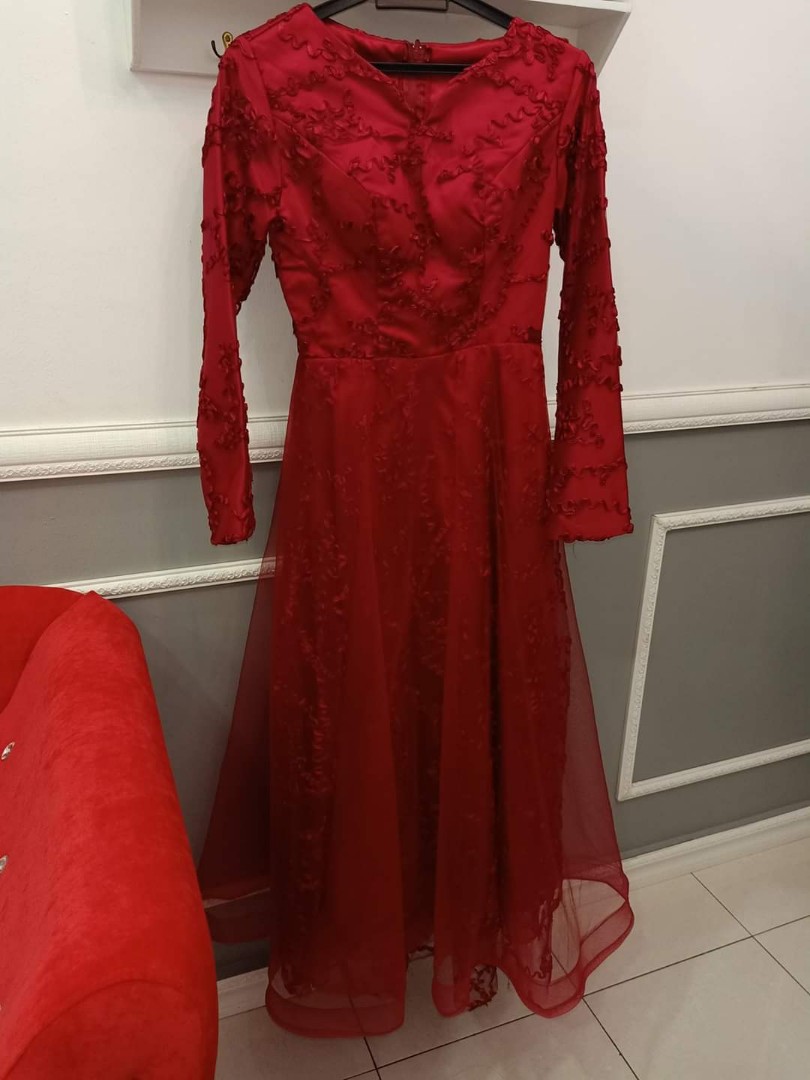 red dress for dinner