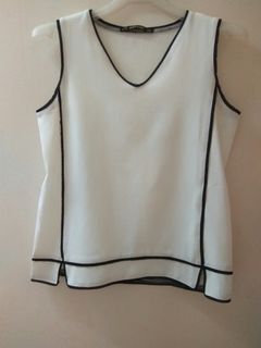 (Category: ) located in . Submitted by cheapnewdresses (Listing ID 1003442681, Image 1). Description: .