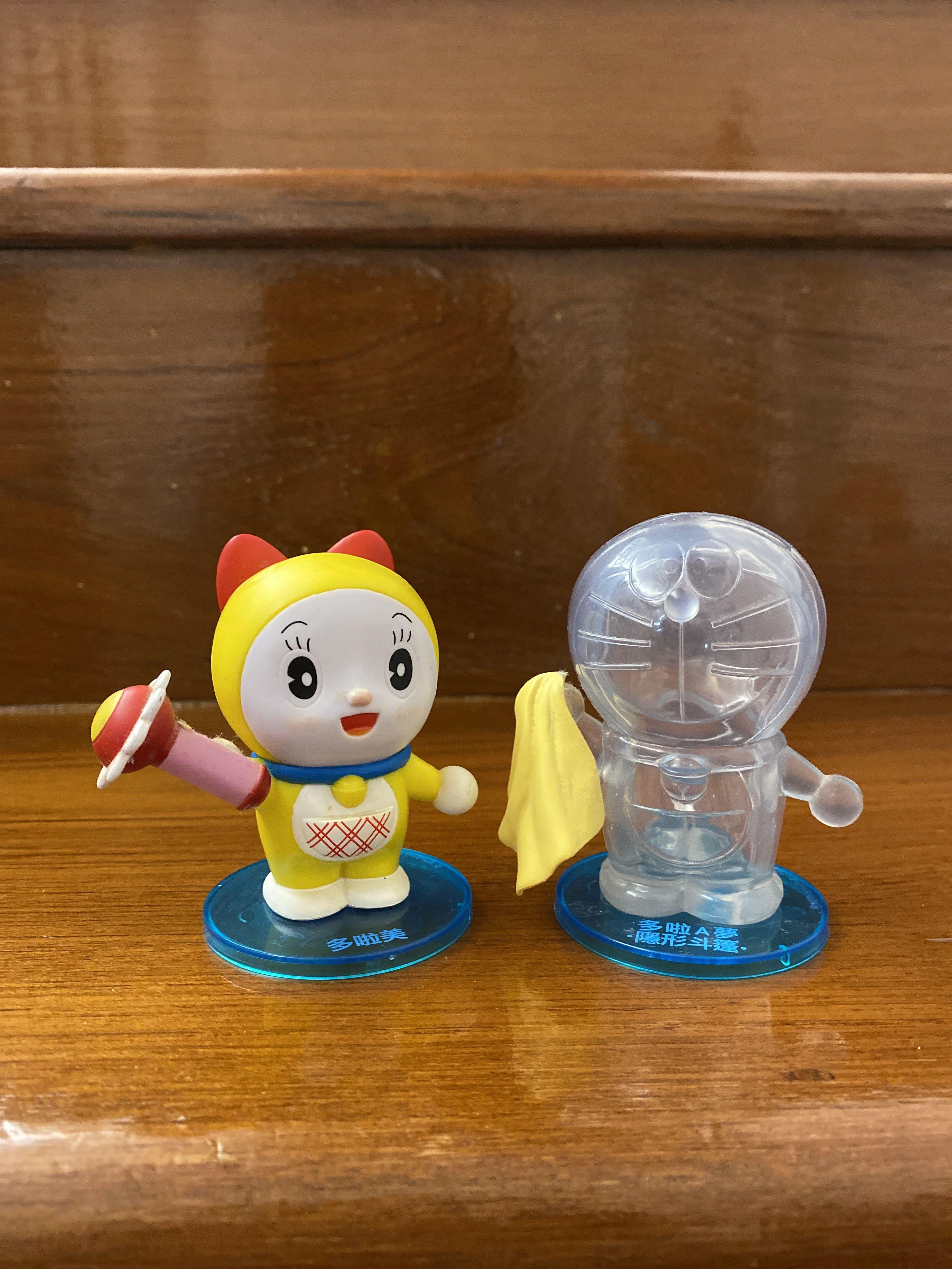 絕版隱形斗篷多啦A夢擺設, 興趣及遊戲, 玩具& 遊戲類- Carousell