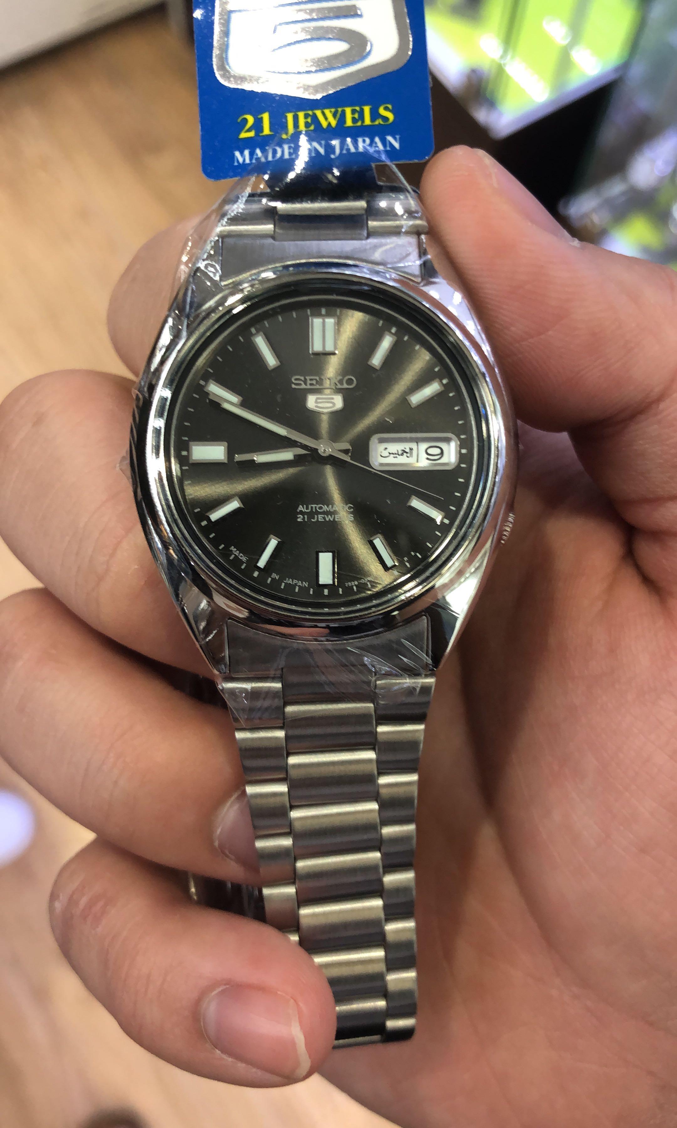 Seiko 5 snxs79j deals