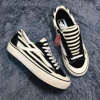 vans style 36 sf black & marshmallow stripe skate shoes