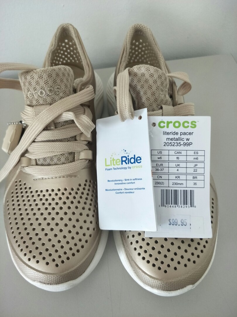 crocs walking shoes